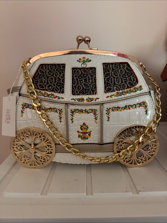 The Unbranded Brand Handbags - White Embellished Carriage purse  with Gold Chain Detail and shoulder strap